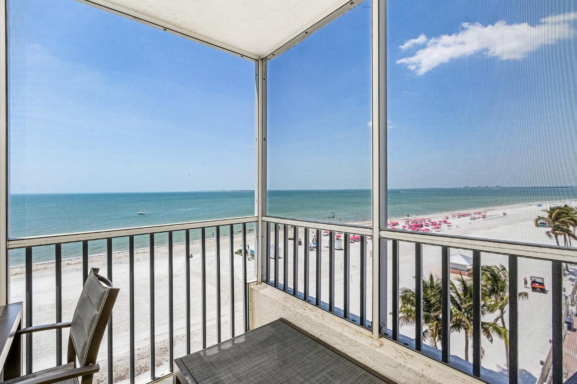 Fantastic Gulf Front Condo On The North End Of The Island - Beach Villas # 504 Condo Fort Myers Beach Exterior foto